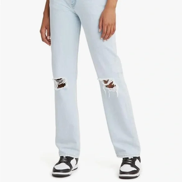 Levi's Low Pro Light Blue Denim Jeans - Picture 3 of 3